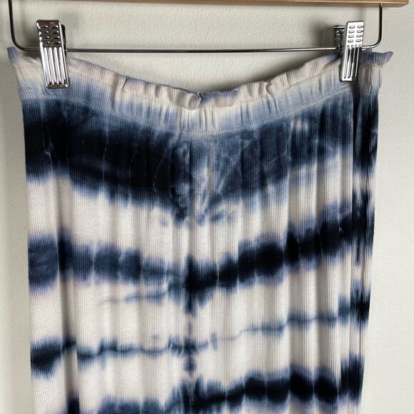 GO COUTURE Tie Dye Slit Long Maxi Skirt Medium Blue White Ruffled Waist Hippie - Picture 9 of 12